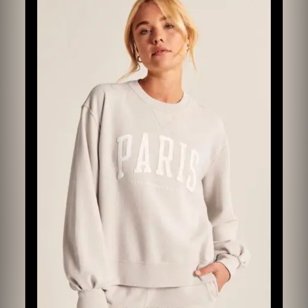 Abercrombie & Fitch Off-White Pullover